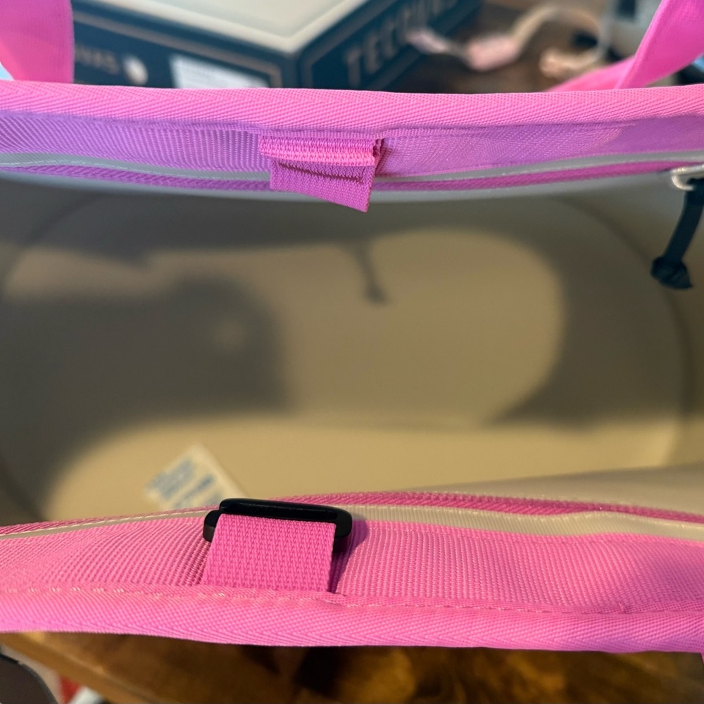 YETI CAMINO Pink and Cream Tote - Picture 3 of 3